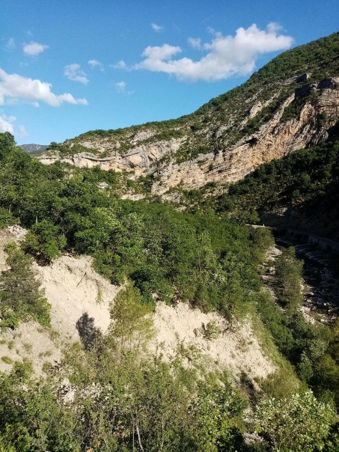 La Canopee Barret-sur-Meouge Zewnętrze zdjęcie